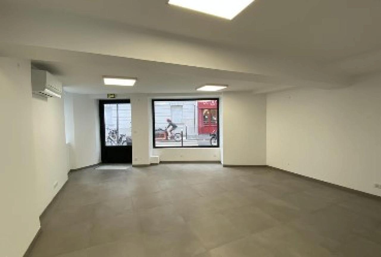 Bureau Paris 215m² Location bureau Paris OLBUR2427221 5